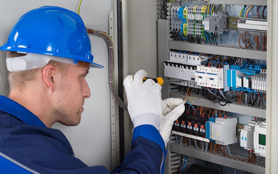 besoin d'un électricien La Chapelle-la-Reine